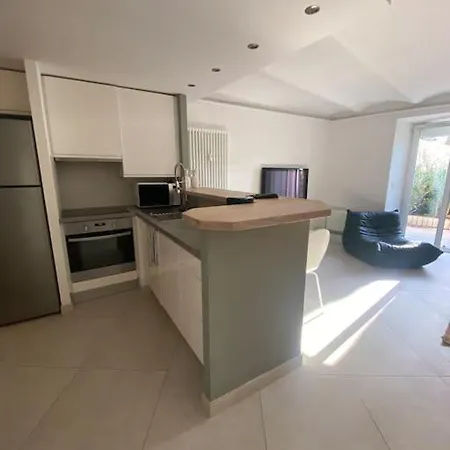 Apartament Le Winterpalace 2 Pieces Avec Terrasse Cannes